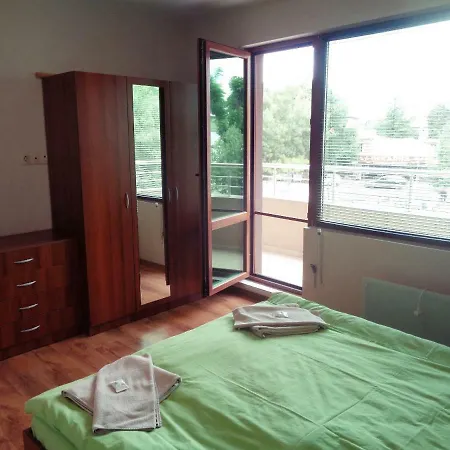 Apartment Ganz Real Estate Sarafovo 1 *